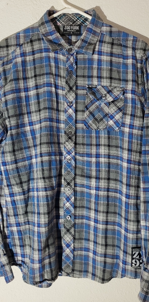 Zoo York 100%cotton Plaid Button Up Large